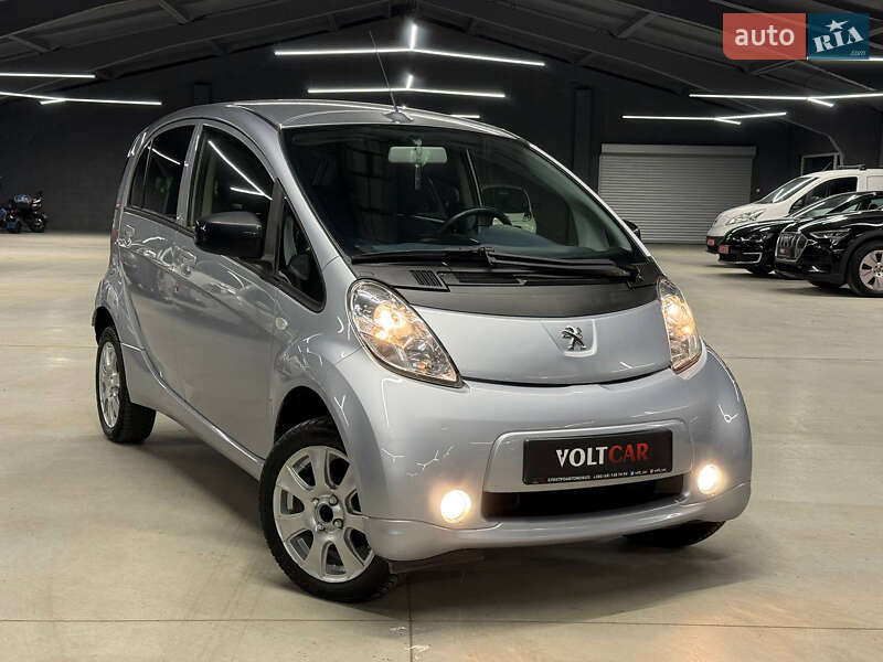Хетчбек Peugeot iOn 2015 в Володимирі