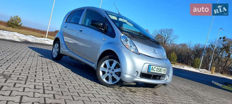 Хэтчбек Peugeot iOn 2018 в Луцке