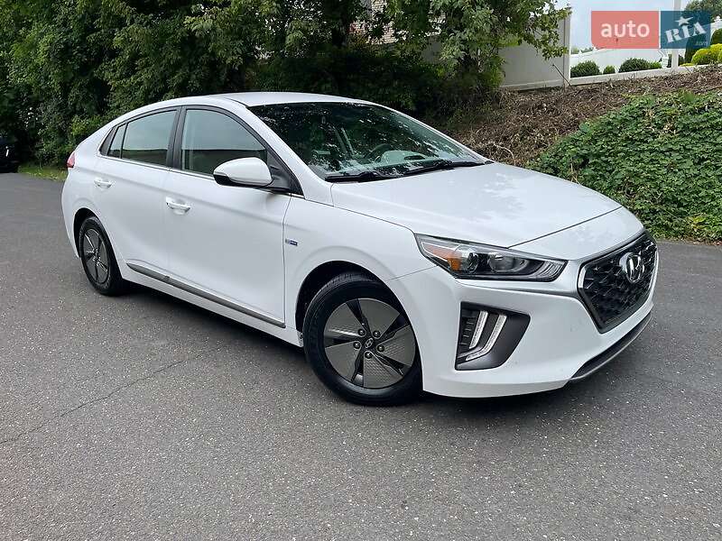 Лифтбек Hyundai Ioniq 2020 в Виннице
