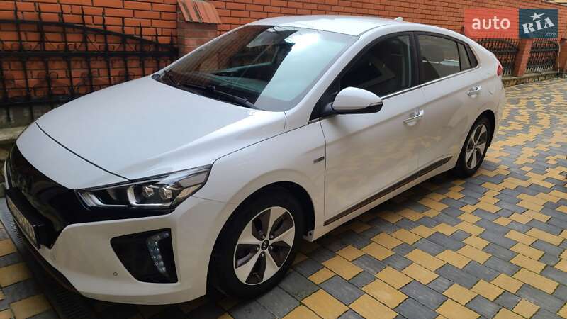 Лифтбек Hyundai Ioniq 2019 в Тернополе