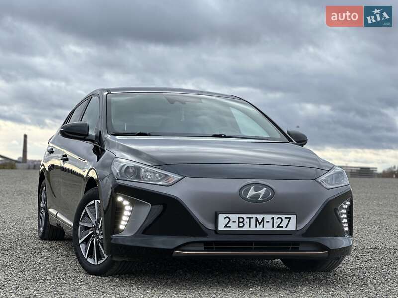 Хэтчбек Hyundai Ioniq 2017 в Тернополе