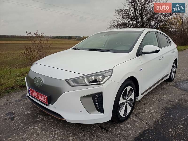Хэтчбек Hyundai Ioniq 2018 в Бродах