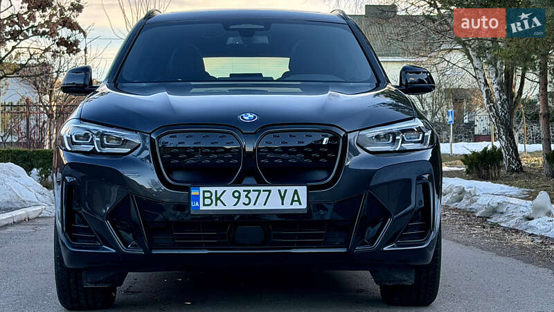 Внедорожник / Кроссовер BMW iX3 2023 в Ровно