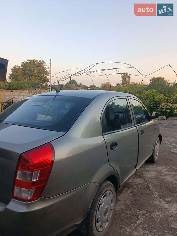 Лифтбек Chery Jaggi 2011 в Нововолынске