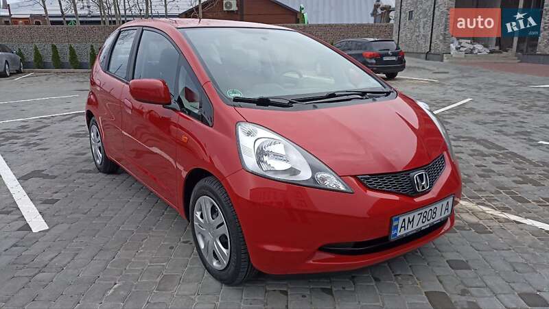 Хэтчбек Honda Jazz 2010 в Житомире