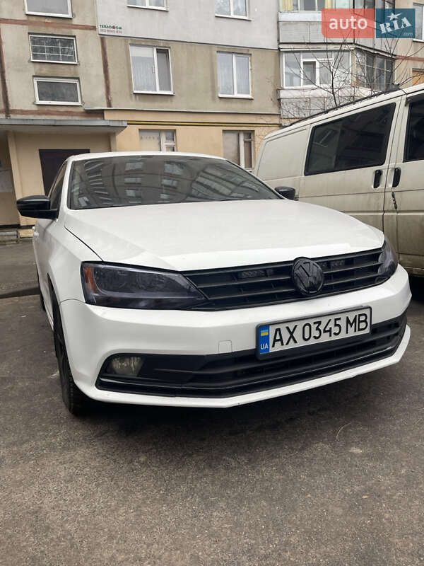 Седан Volkswagen Jetta 2015 в Харькове Седан Volkswagen Jetta 2015 в Харькове