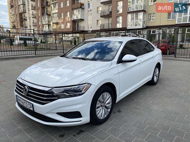 Седан Volkswagen Jetta 2019 в Житомире