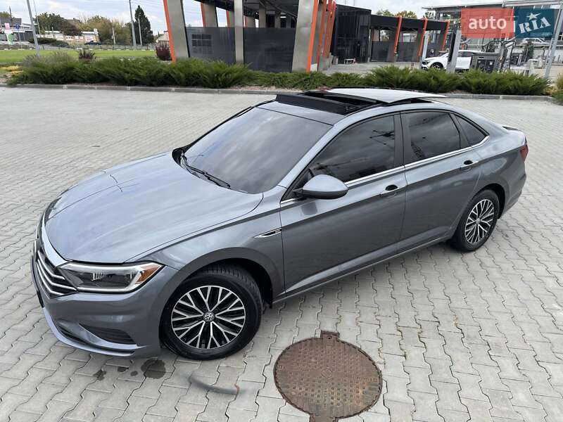 Седан Volkswagen Jetta 2019 в Харькове