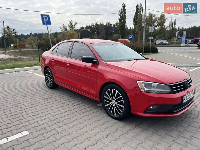 Седан Volkswagen Jetta 2016 в Киеве