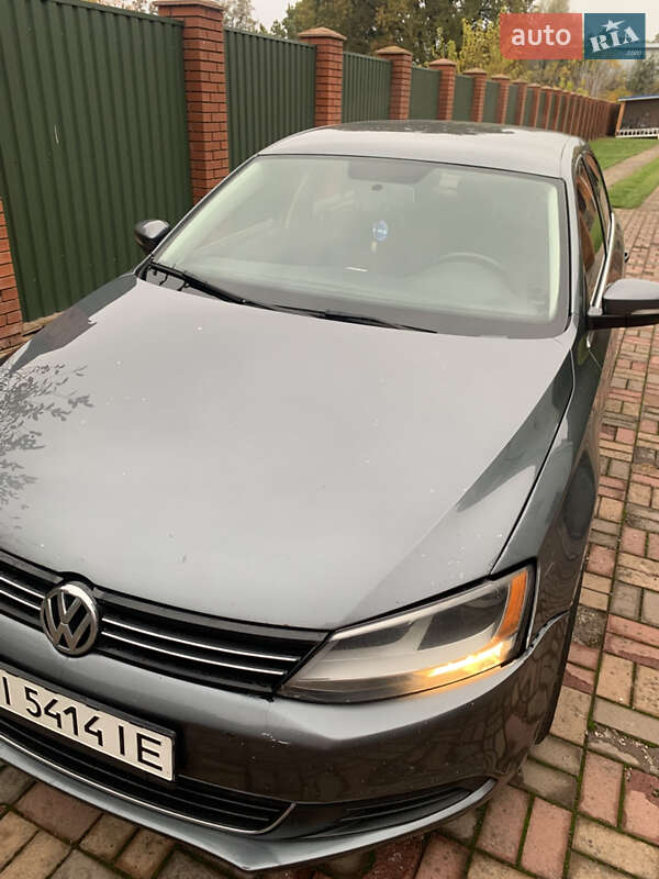 Седан Volkswagen Jetta 2012 в Иванковичах