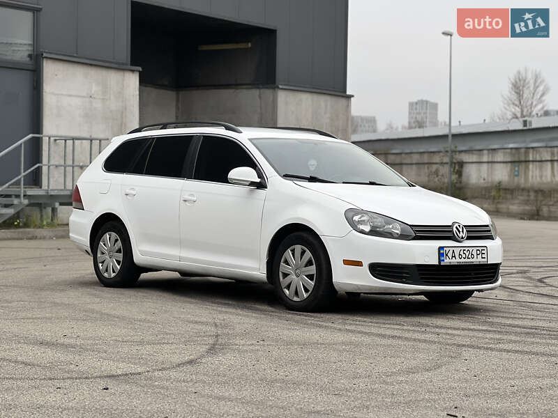 Универсал Volkswagen Jetta 2012 в Киеве Универсал Volkswagen Jetta 2012 в Киеве
