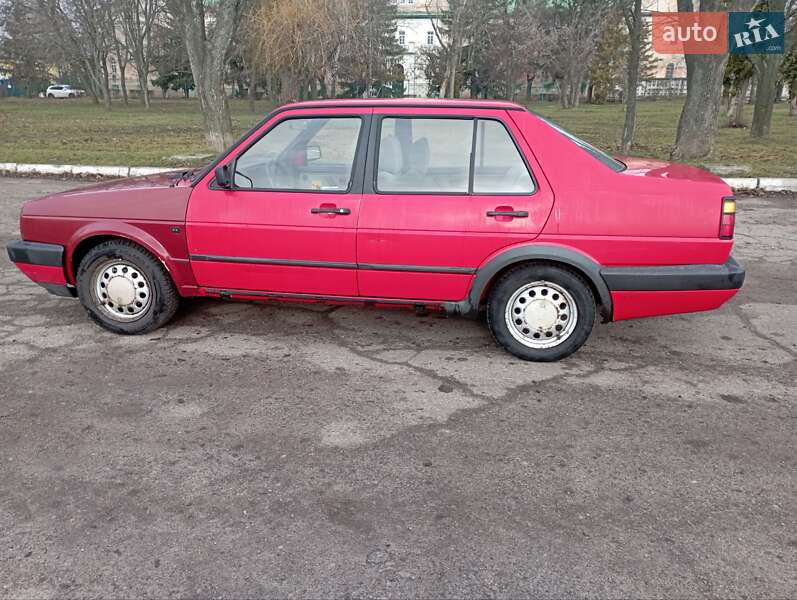 Седан Volkswagen Jetta 1989 в Чугуеве