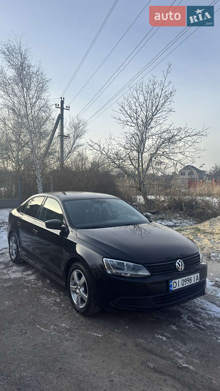 Седан Volkswagen Jetta 2014 в Днепре