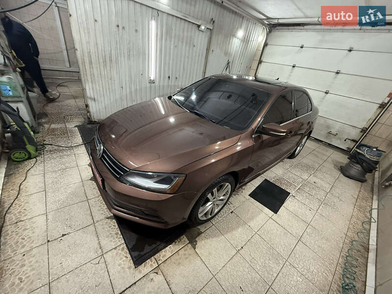 Седан Volkswagen Jetta 2017 в Киеве