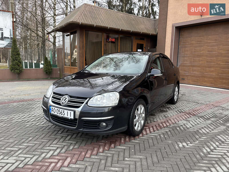 Седан Volkswagen Jetta 2006 в Солотвине Седан Volkswagen Jetta 2006 в Солотвине
