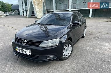 Седан Volkswagen Jetta 2012 в Полтаве