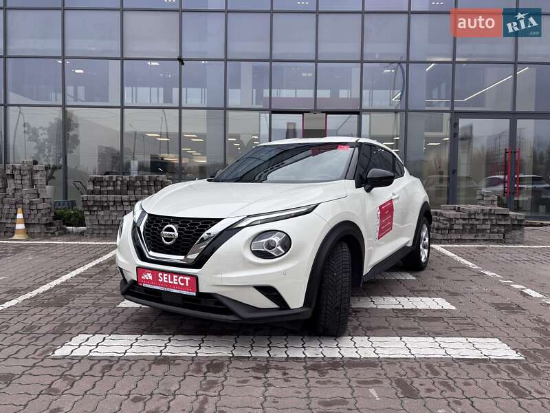 Внедорожник / Кроссовер Nissan Juke 2021 в Киеве