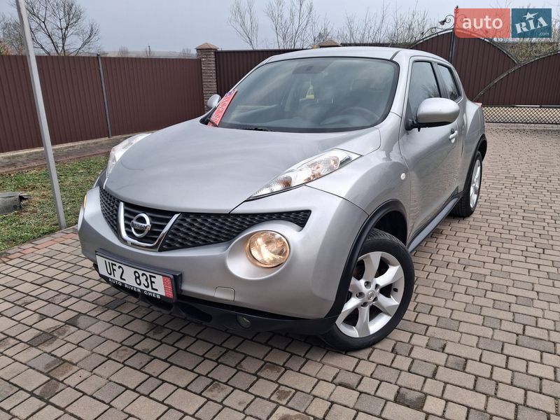 Внедорожник / Кроссовер Nissan Juke 2011 в Калуше