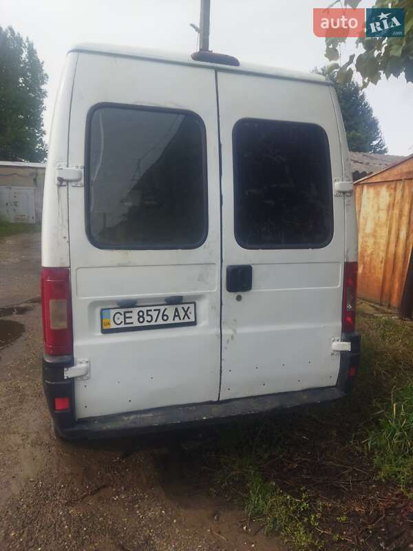 Вантажний фургон Citroen Jumper 2005 в Чернівцях