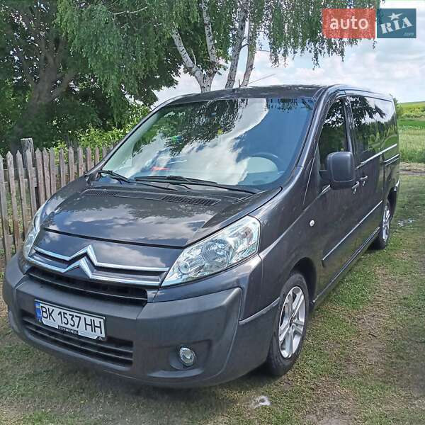 Минивэн Citroen Jumpy 2011 в Ровно Минивэн Citroen Jumpy 2011 в Ровно