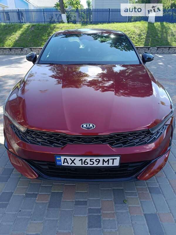 Седан Kia K5 2020 в Киеве