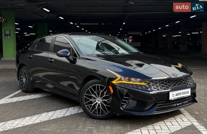 Седан Kia K5 2020 в Киеве