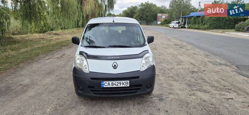Минивэн Renault Kangoo 2011 в Саврани Минивэн Renault Kangoo 2011 в Саврани