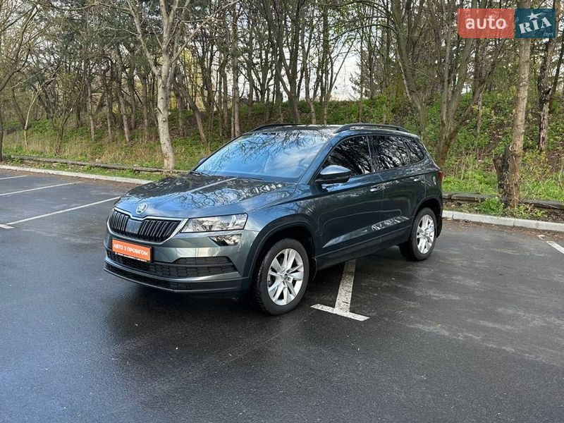 Внедорожник / Кроссовер Skoda Karoq 2020 в Черкассах