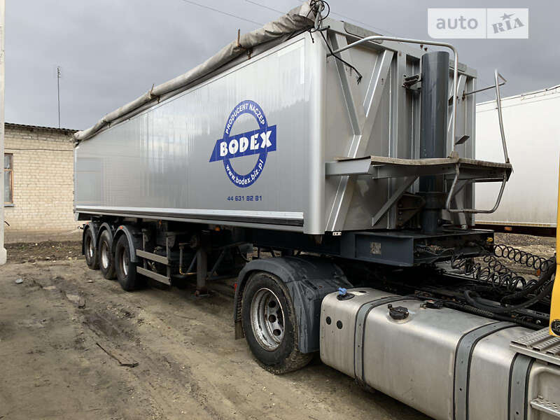 Самосвал полуприцеп Bodex Kiss 33 2018 в Луцке