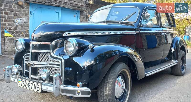 Седан Ретро автомобілі Класичні 1940 в Дніпрі Седан Ретро автомобілі Класичні 1940 в Дніпрі