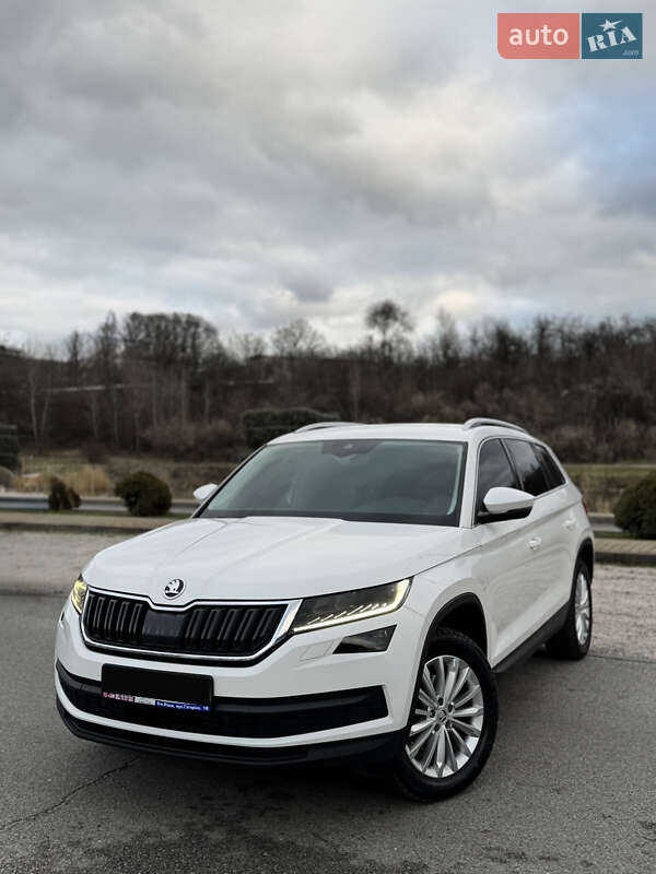 Позашляховик / Кросовер Skoda Kodiaq 2017 в Дніпрі Позашляховик / Кросовер Skoda Kodiaq 2017 в Дніпрі