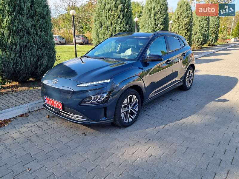 Внедорожник / Кроссовер Hyundai Kona Electric 2021 в Черновцах