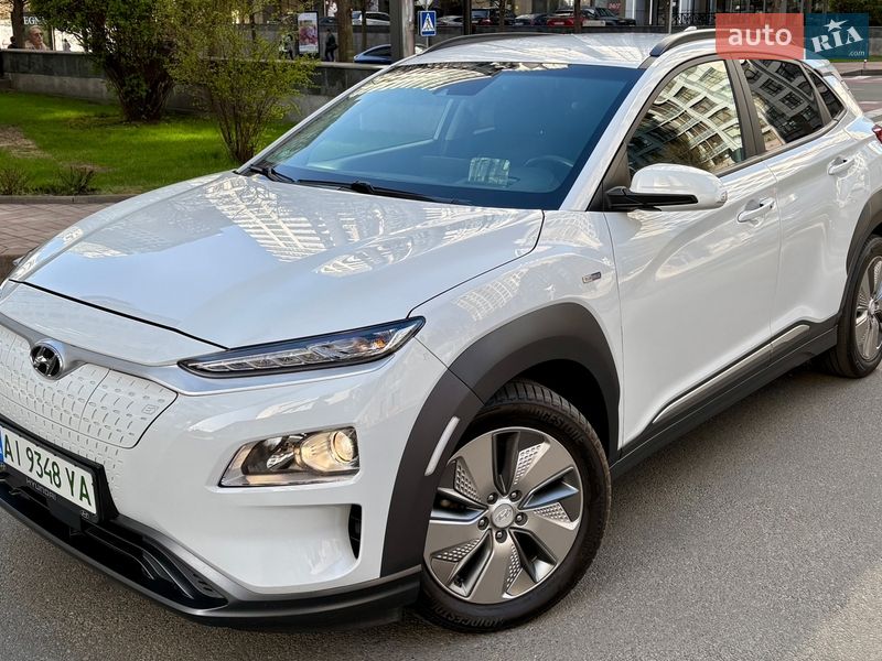 Внедорожник / Кроссовер Hyundai Kona Electric 2019 в Киеве