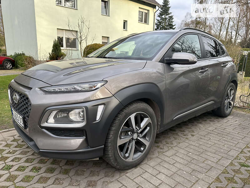 Внедорожник / Кроссовер Hyundai Kona 2017 в Харькове