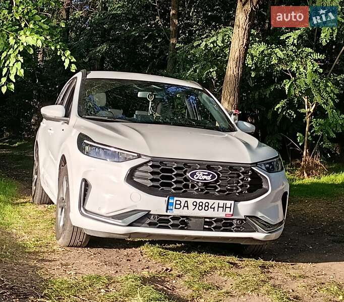 Внедорожник / Кроссовер Ford Kuga 2025 в Днепре