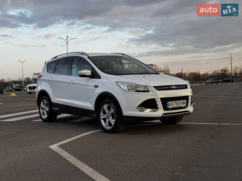 Внедорожник / Кроссовер Ford Kuga 2014 в Киеве