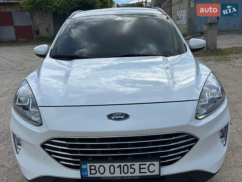 Внедорожник / Кроссовер Ford Kuga 2021 в Тернополе Внедорожник / Кроссовер Ford Kuga 2021 в Тернополе