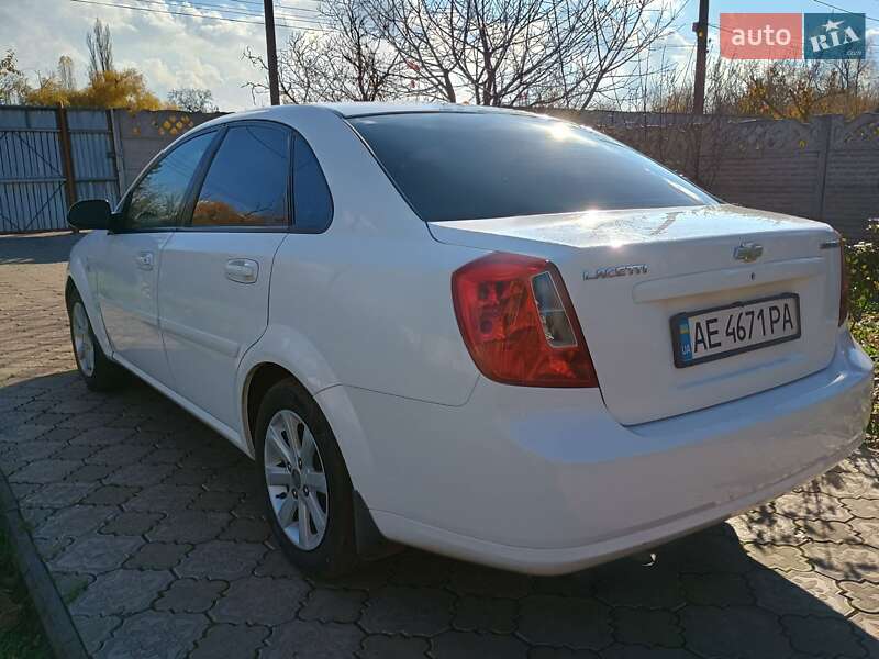 Седан Chevrolet Lacetti 2008 в Кривом Роге