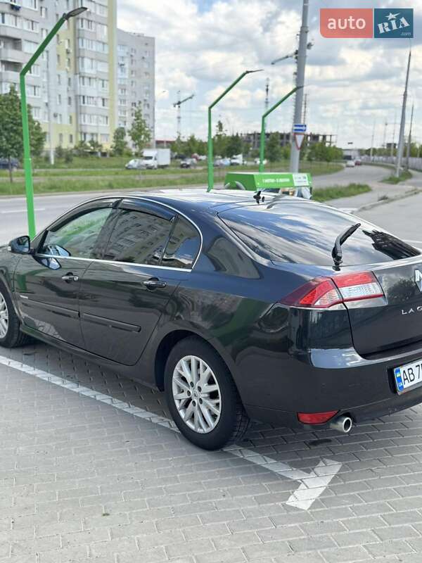Лифтбек Renault Laguna 2015 в Виннице