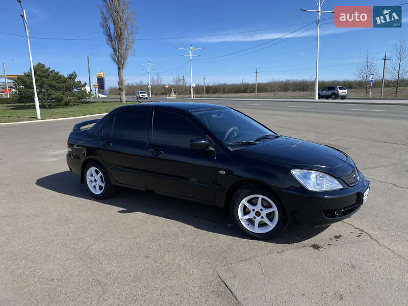 Седан Mitsubishi Lancer 2006 в Измаиле