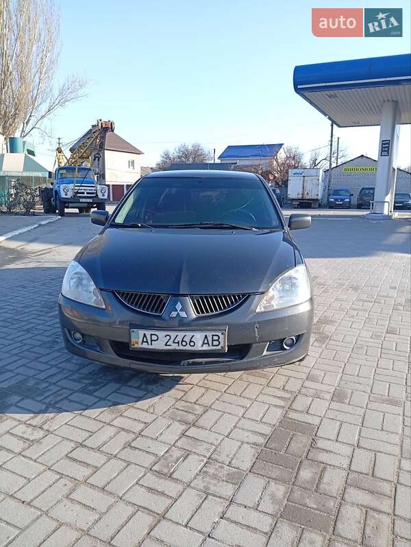 Седан Mitsubishi Lancer 2004 в Запорожье Седан Mitsubishi Lancer 2004 в Запорожье
