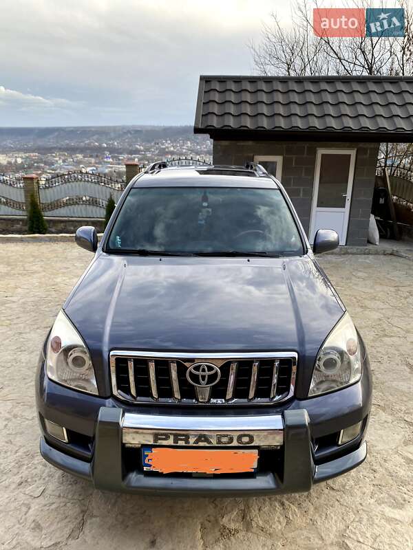 Внедорожник / Кроссовер Toyota Land Cruiser Prado 2007 в Могилев-Подольске
