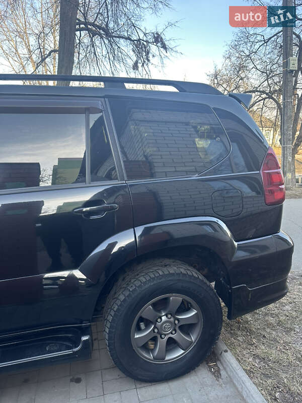 Внедорожник / Кроссовер Toyota Land Cruiser Prado 2003 в Чернигове