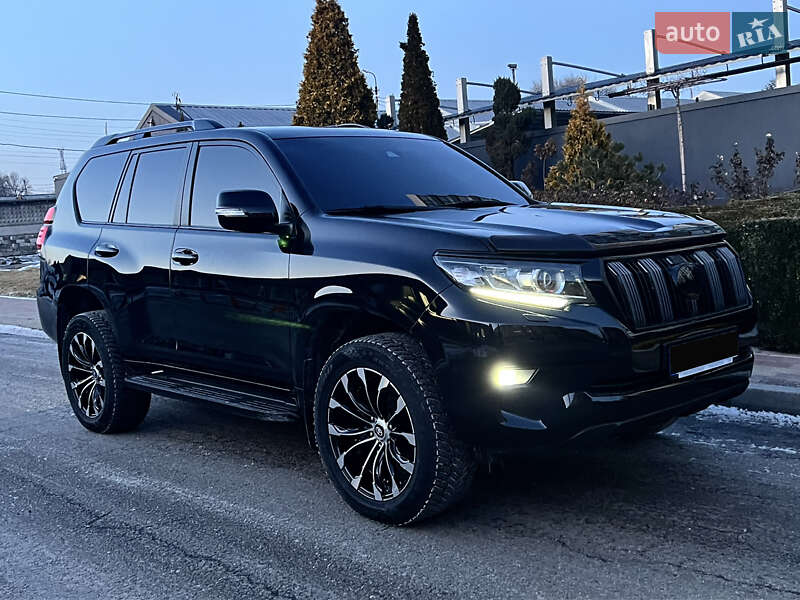 Внедорожник / Кроссовер Toyota Land Cruiser Prado 2020 в Днепре
