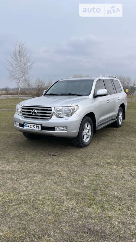 Внедорожник / Кроссовер Toyota Land Cruiser 2011 в Киеве