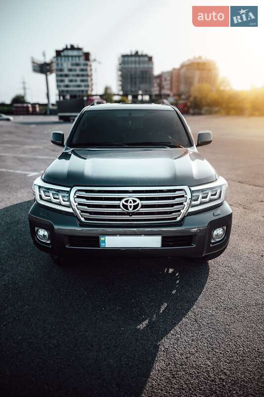 Внедорожник / Кроссовер Toyota Land Cruiser 2008 в Ужгороде