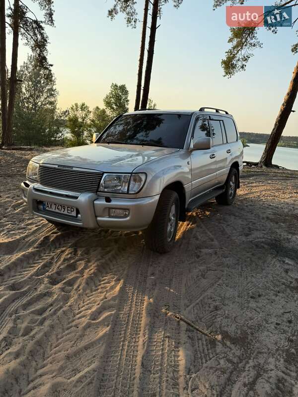 Внедорожник / Кроссовер Toyota Land Cruiser 2003 в Харькове