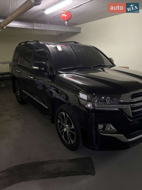 Внедорожник / Кроссовер Toyota Land Cruiser 2020 в Днепре