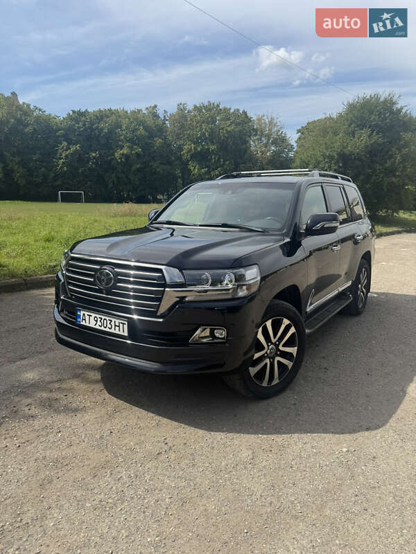 Внедорожник / Кроссовер Toyota Land Cruiser 2018 в Ивано-Франковске
