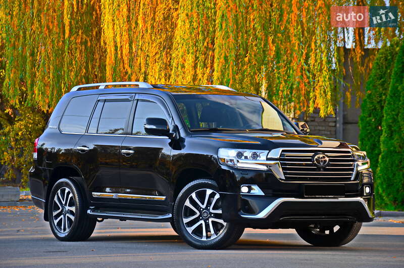 Внедорожник / Кроссовер Toyota Land Cruiser 2017 в Днепре Внедорожник / Кроссовер Toyota Land Cruiser 2017 в Днепре